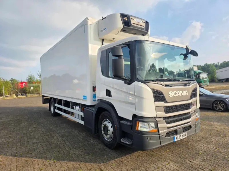2019 SCANIA P250 FRIDGE