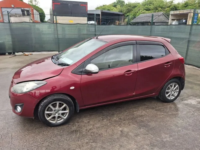 2014 Mazda Demio