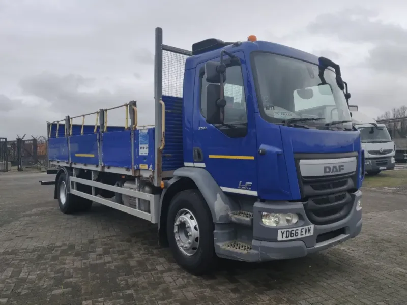 2016 DAF TRUCKS LF LF 250 FA 18T DIESEL DROPSIDE 6.7 LF 250 FA 18T Manual