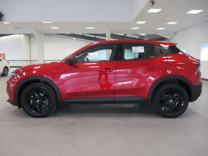 2026 Alfa Romeo Junior